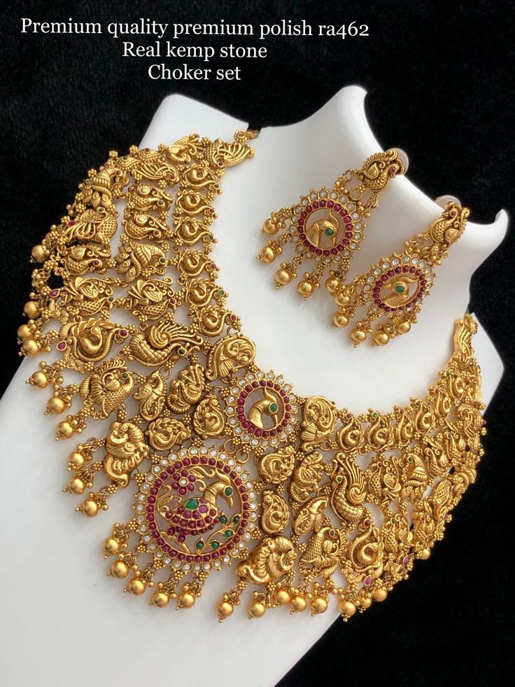 Matte Finished Super Queen Necklace Set